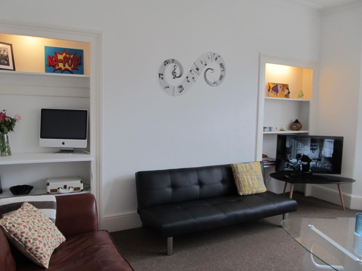 The Beatnik, Victorian Townhouse Apartment With Parking Plymouth Bagian luar foto